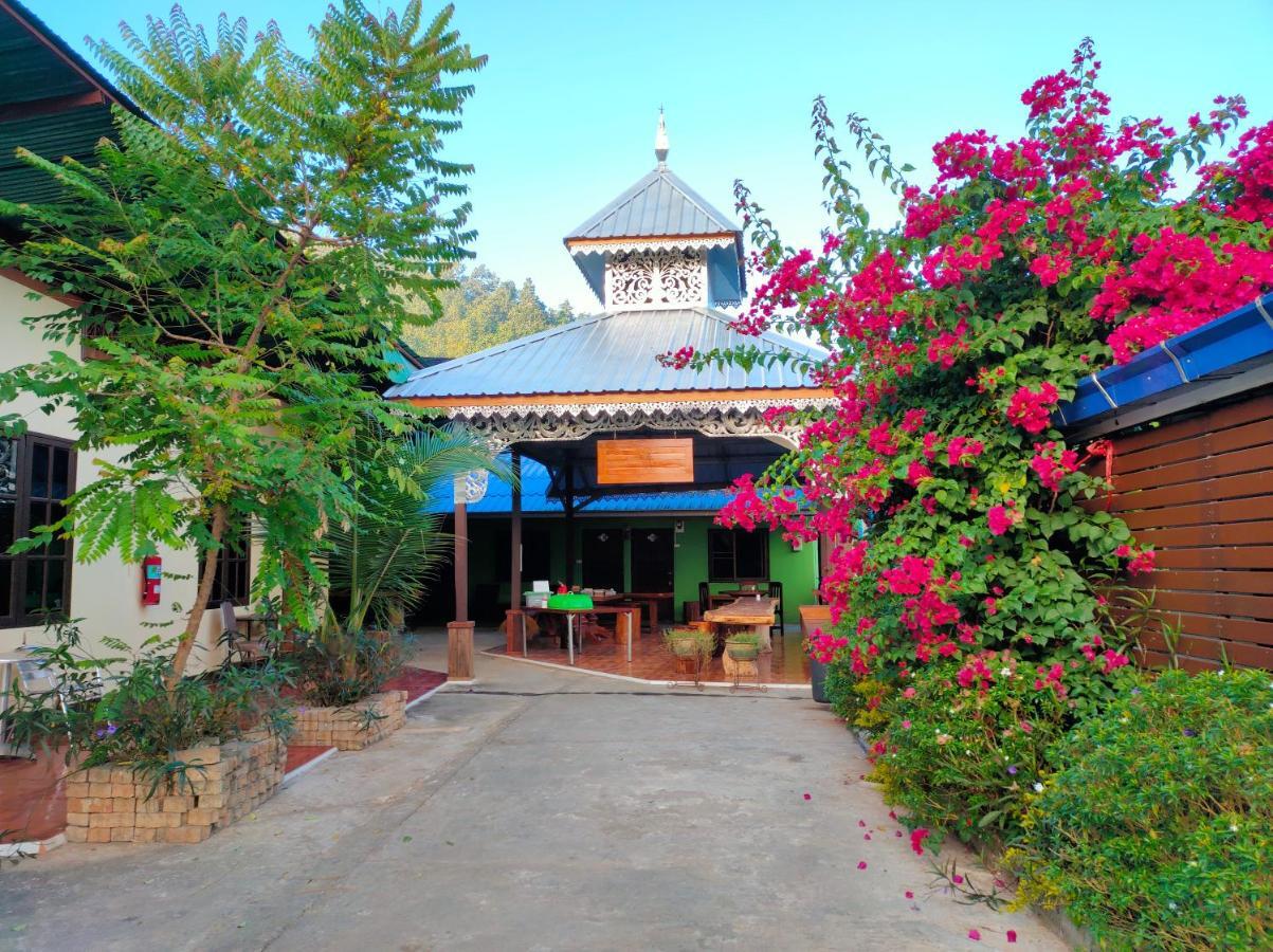Boondee House Hotel Мае Хонг Сон Екстериор снимка